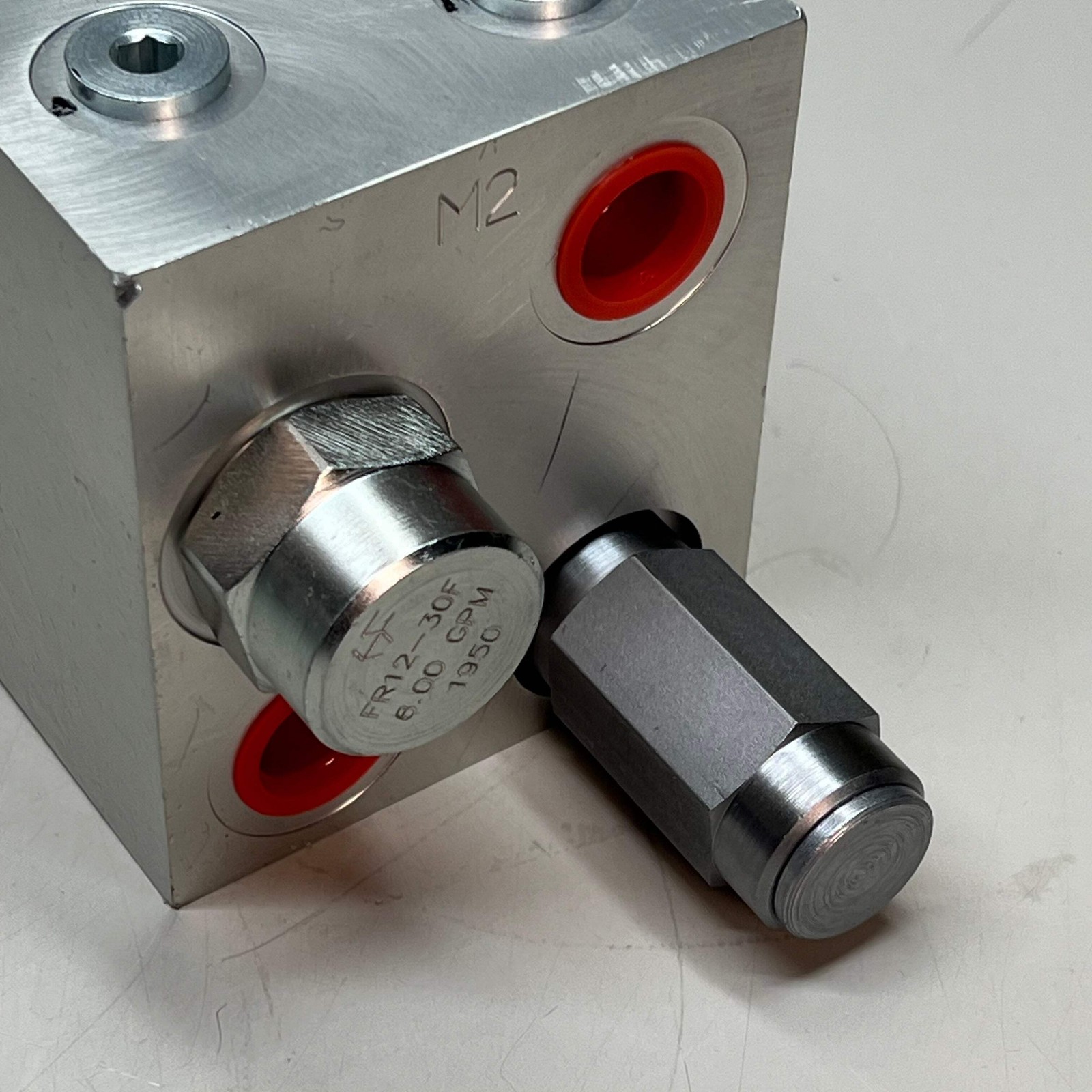 Hydraulic Block Use w/ Flow Regulator Valve FR12-30F HF62720-11 (New Open Box)