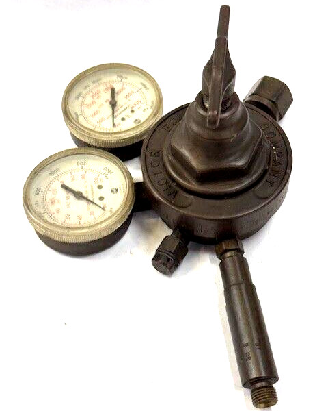 VICTOR SR450D HEAVY DUTY OXYGEN REGULATOR W/ VICTOR ARRESTOR & CHECK VALVE