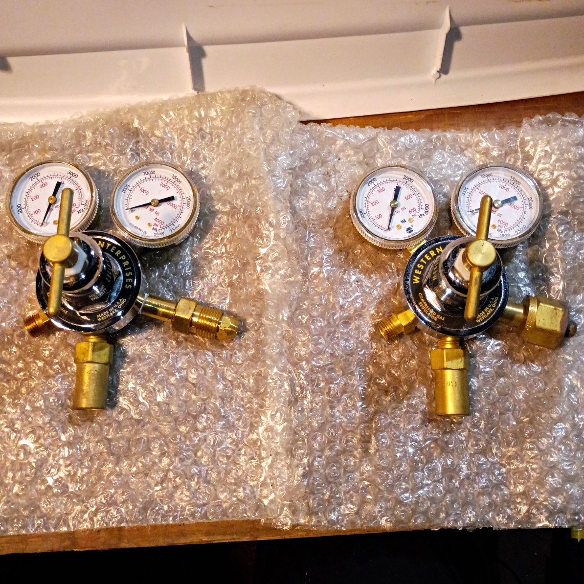 Western Enterprises Oxygen Compressed Gas Regulator Dual Gauges Lot of 2