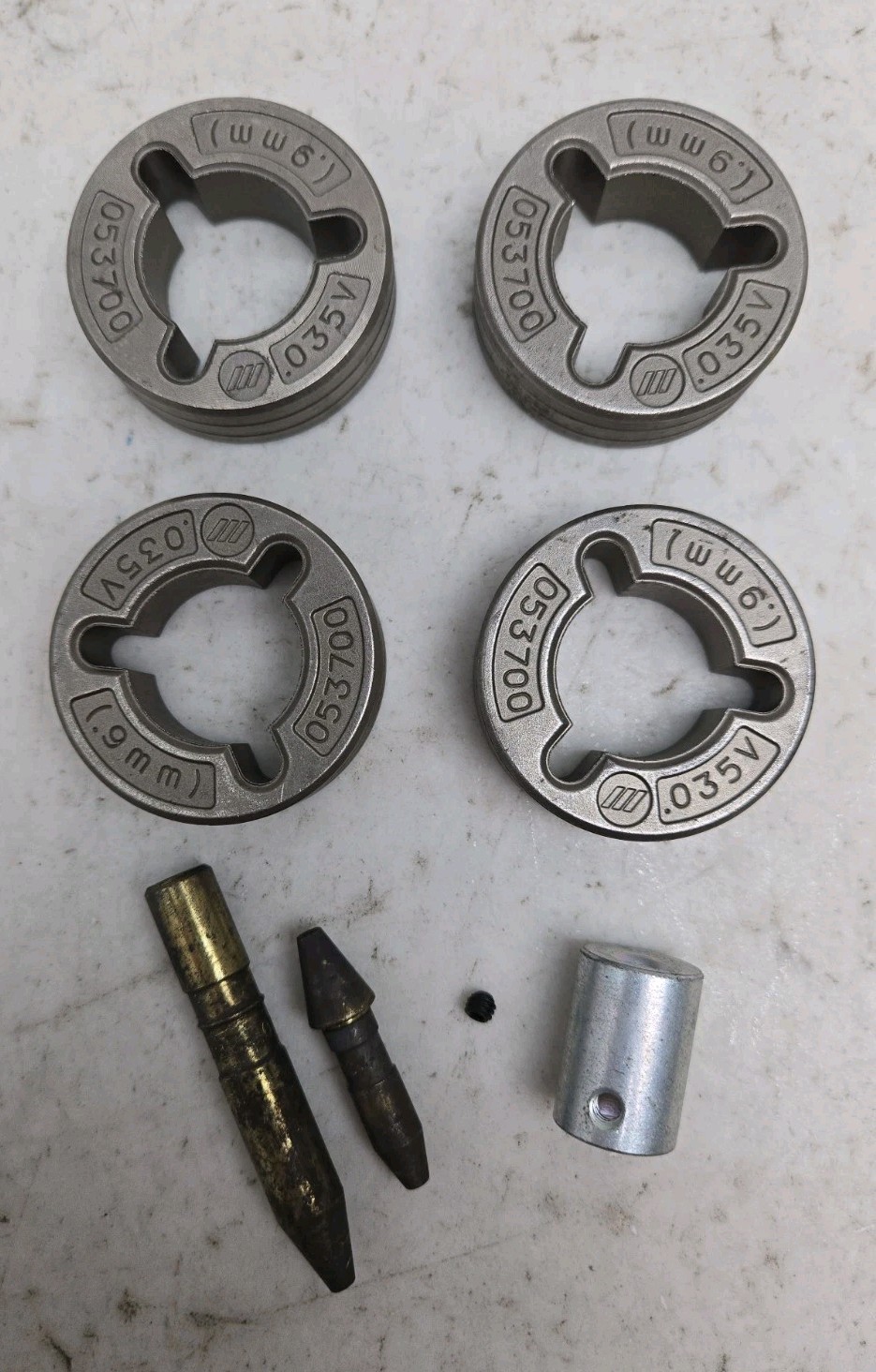 Miller 151026 Drive Roll Kit S64 and S74 Wire Feeder For .035 Wire 4 Roll *READ