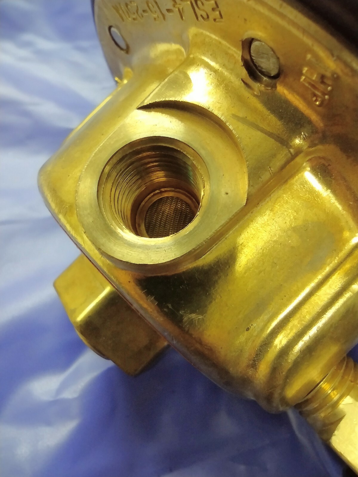 VICTOR ESL4-15-250A ACETALYNE PIPELINE REGULATOR 350 MAX PSIG 0-30 PSI INDICATOR