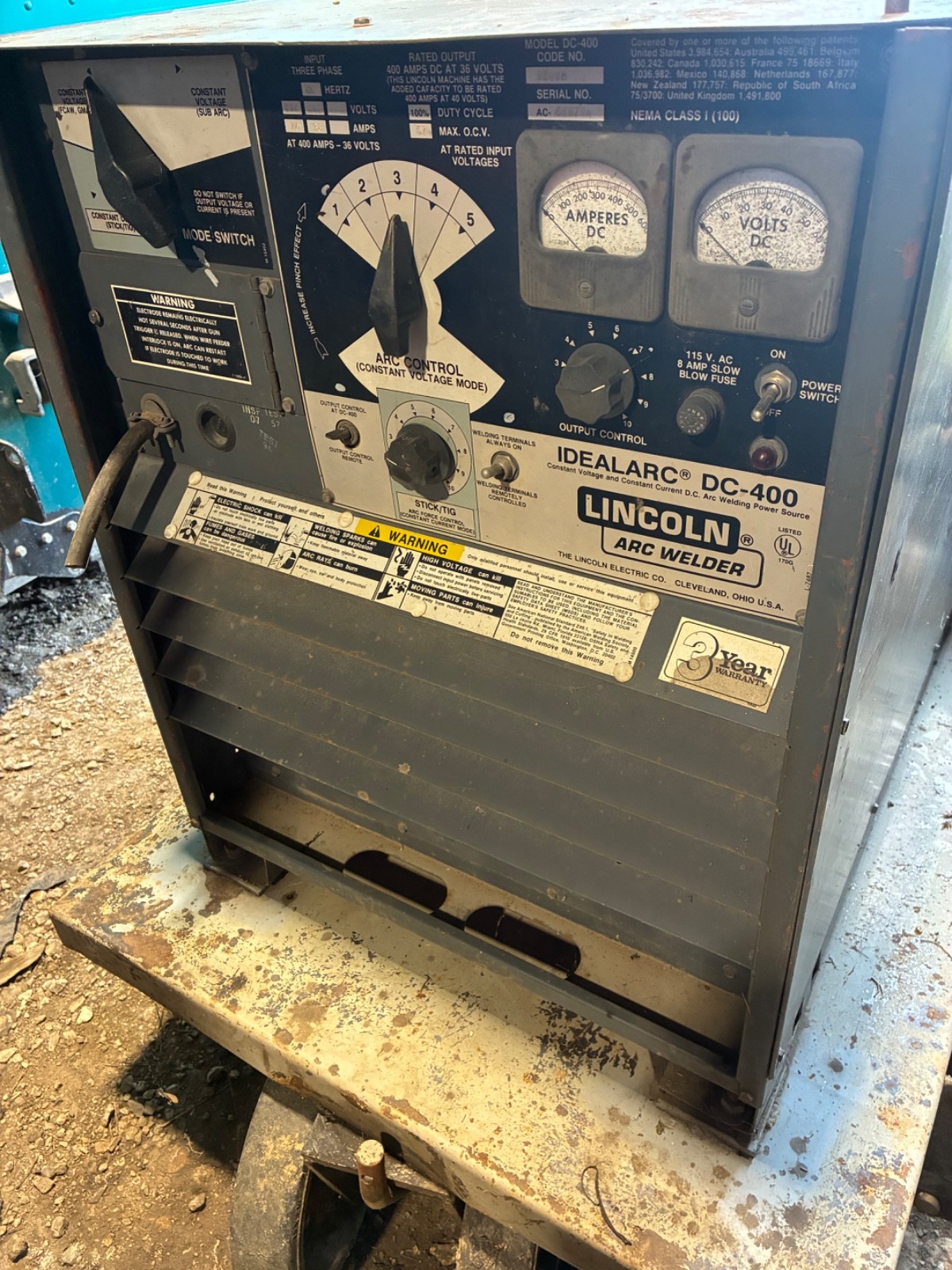 Lincoln Idealarc CC & CV MiG, Tig, Arc DC-400 Arc Welder w/ Multi Process Switch