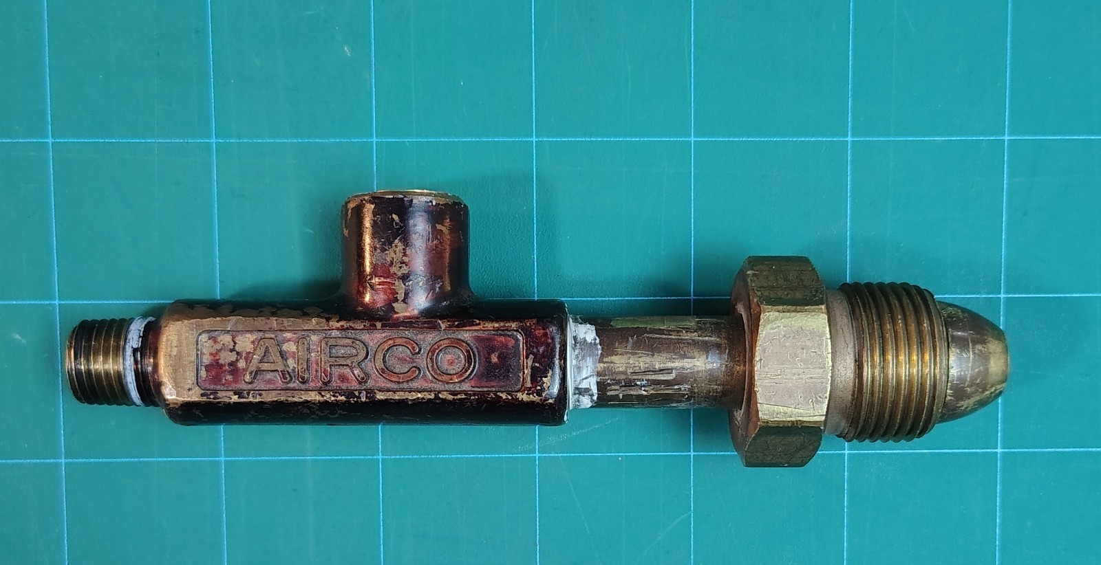 CGA-580 Nut & Nipple AIRCO 1/4″ Regulator Bottle Fittings, Helium Argon Nitrogen