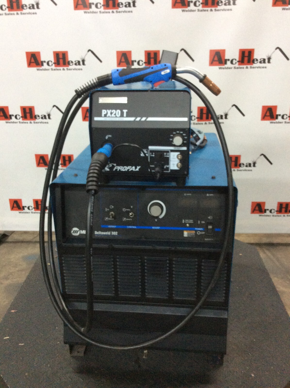 Miller Deltaweld 302 MIG Welder
