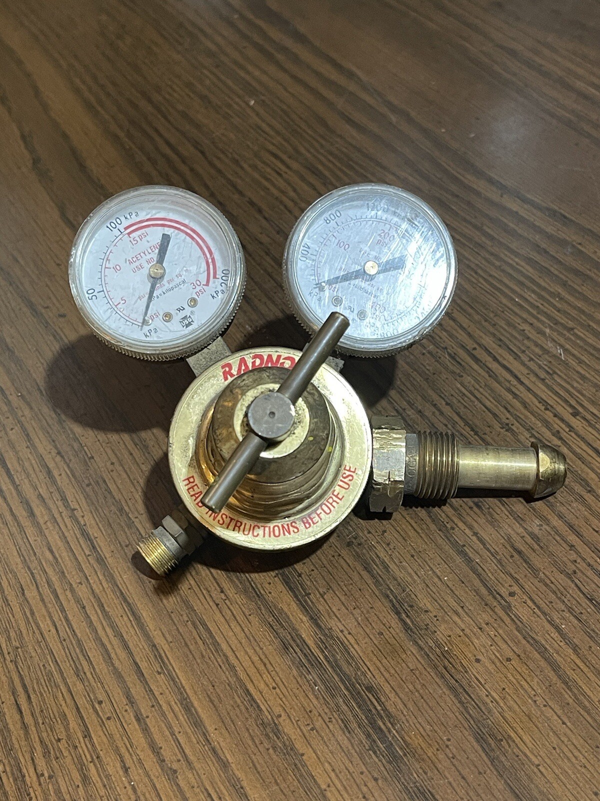 RADNOR Rc250-15-510 MEDIUM DUTY ACETYLENE SINGLE REGULATOR