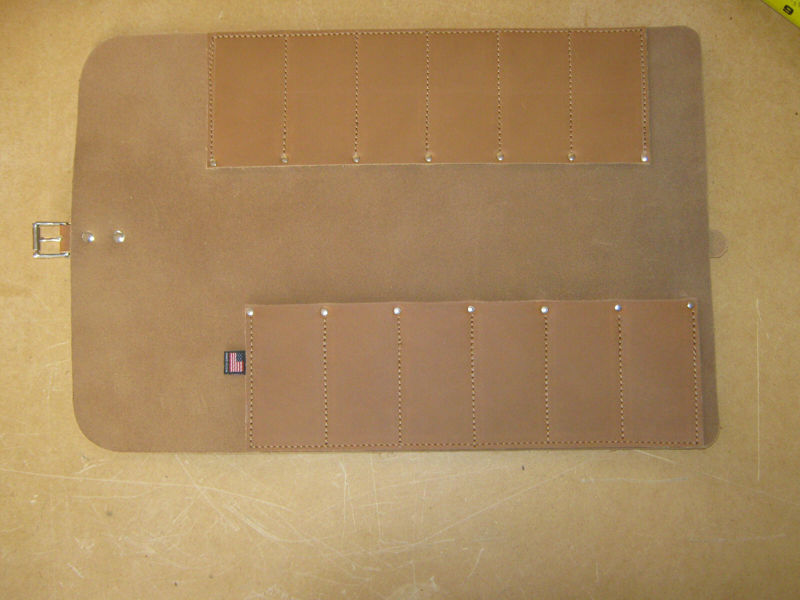 12 POCKET LEATHER TOOL/KNIFE ROLL.With Pencil. MADE IN USA.not pakistan .