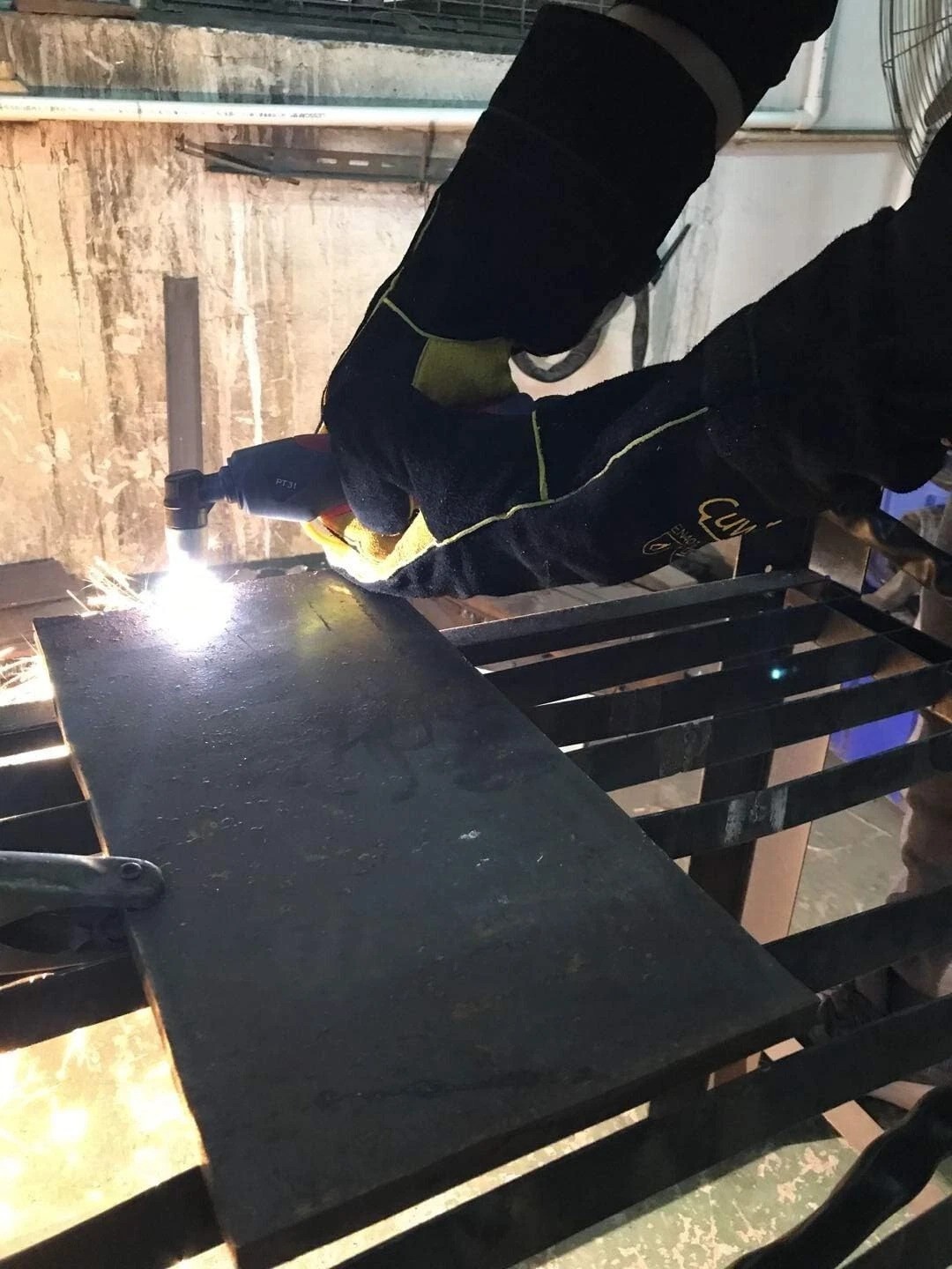 PT-31 Air Plasma Cutting Torch – 4m, 60% Duty Cycle, HF Ignition, Certified