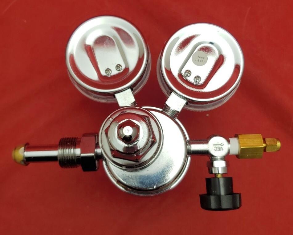 VICTOR GPT270-80-580-BV4M High Purity Compressed Gas Regulator CGA-580