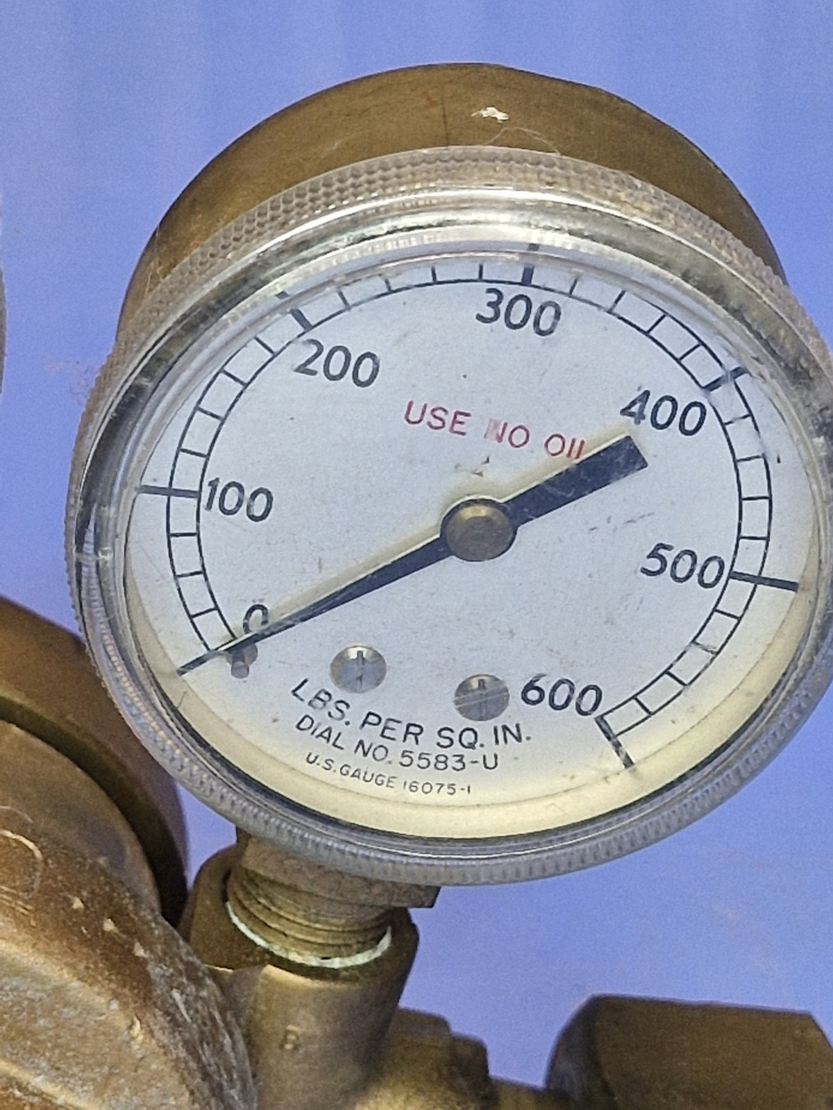 Vintage Brass Gas Pressure Regulator Dual Gauges 0–600 PSI 0–30 PSI
