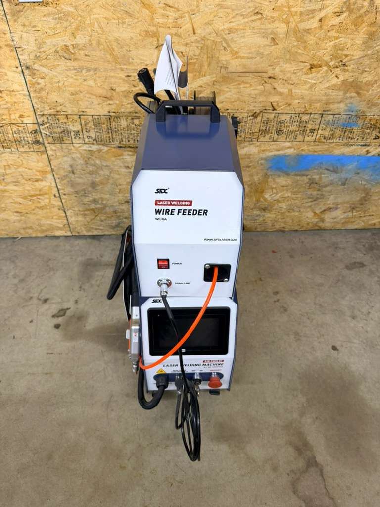 USED SFX 1200W Handheld Laser Welder Air-Cooled Multi-Material Welding&Cleaning