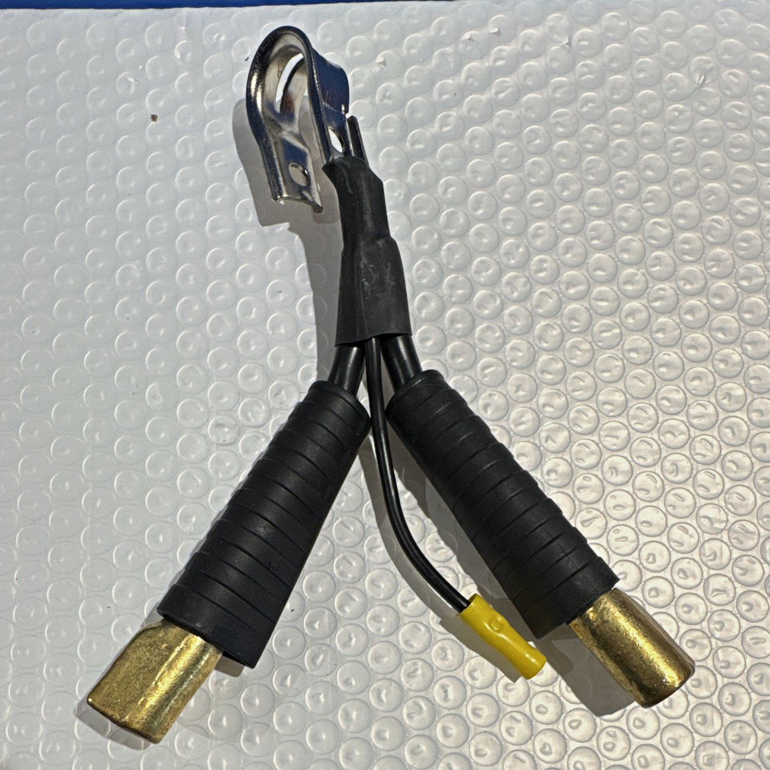 Y-Split Welding Cable Splitter Adapter Lead w/ Clamp, 2 Female Connector Ends