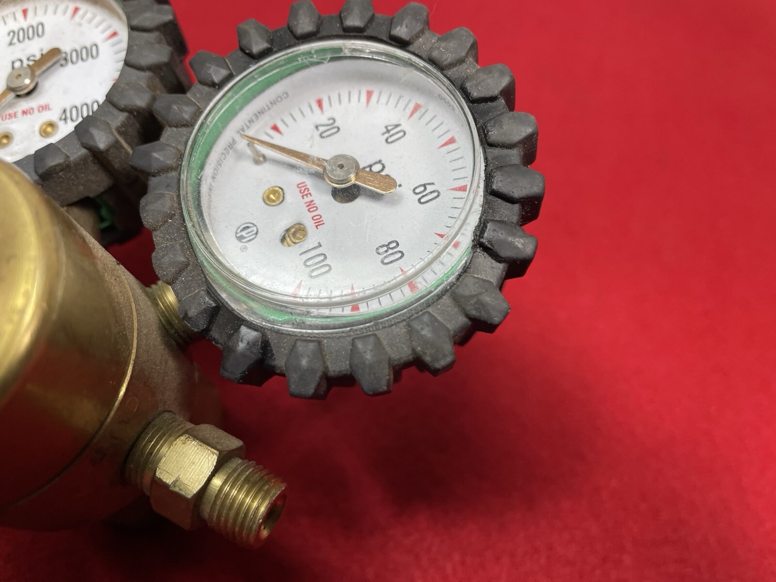 Uniweld Oxygen And Acetylene Regulators, Gas RMC100, Oxygen RO100