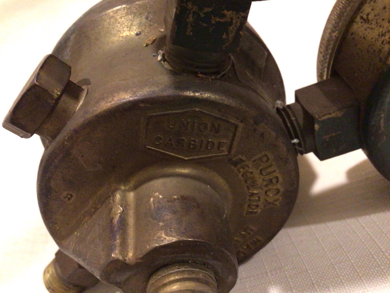 Union Carbide Purox CGA-540 Oxygen Regulator Type R-205