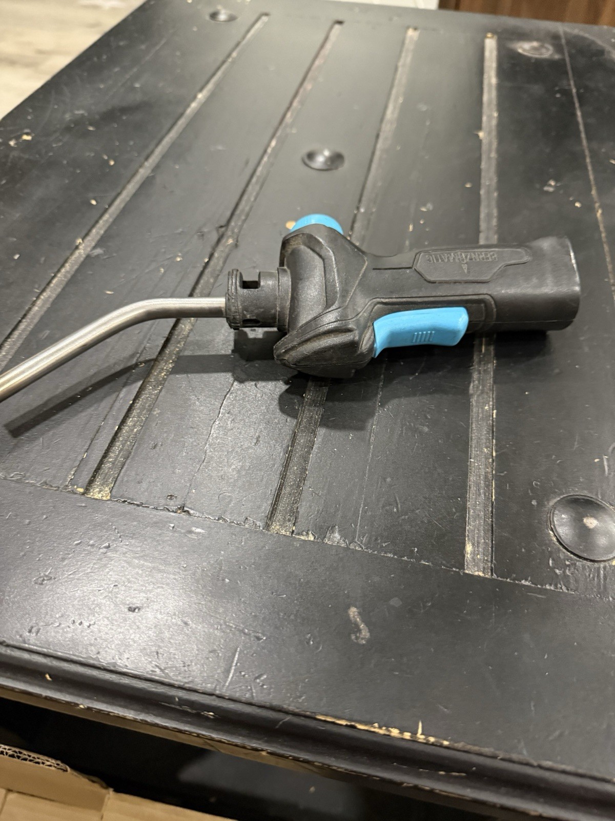 Bernzomatic UL100 Butane Pencil Torch, Fixed Neck Tube, 0° Rotation Angle
