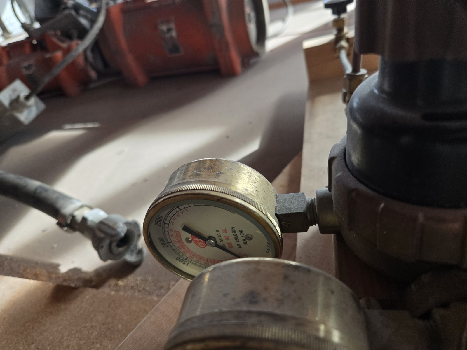 Airco Regulator with Gauges and Lines