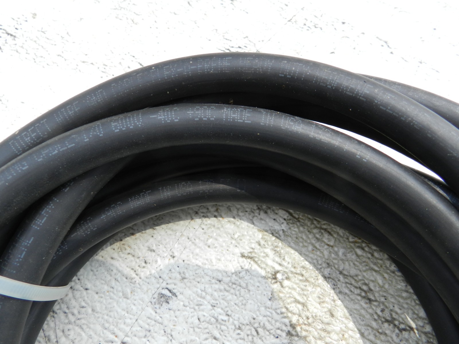 1/0 0 AWG 600V Direct Wire & Cable Neoprene Insulated Copper Welding Cable