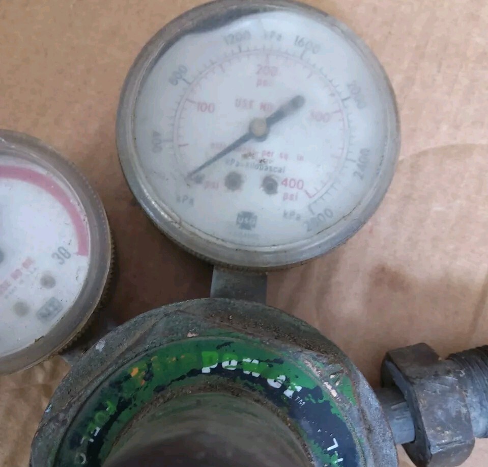 Firepower Compressed Gas Regulator Model No. 250-15-510 Parts Or Restoration