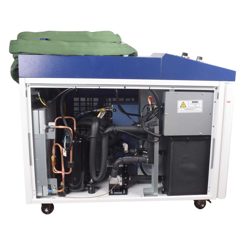 HandheldRaycus 2000W Fiber Laser Welder Welding Cutting Cleaning Machine US Ship