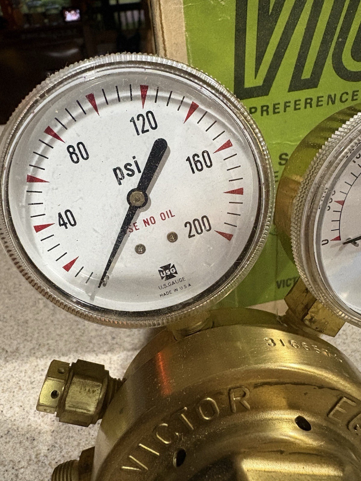 Vintage Brass Victor Safety Regulator SR 450D-540 . For Oxygen Tank