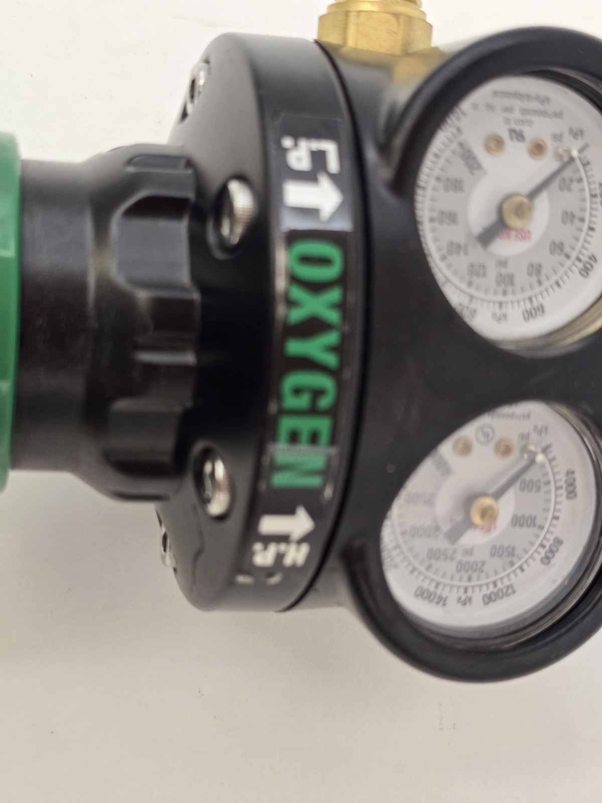 Victor ESS4-125-540 Edge Series Heavy Duty Oxygen Regulator 3000 psig