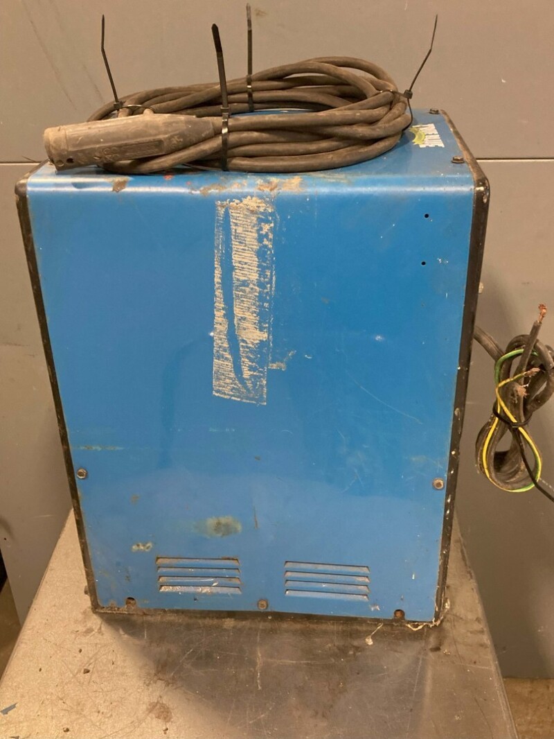 Miller Thunderbolt XL 225/150A Welding Power Source 230V, 1PH, 50/60Hz, 903642