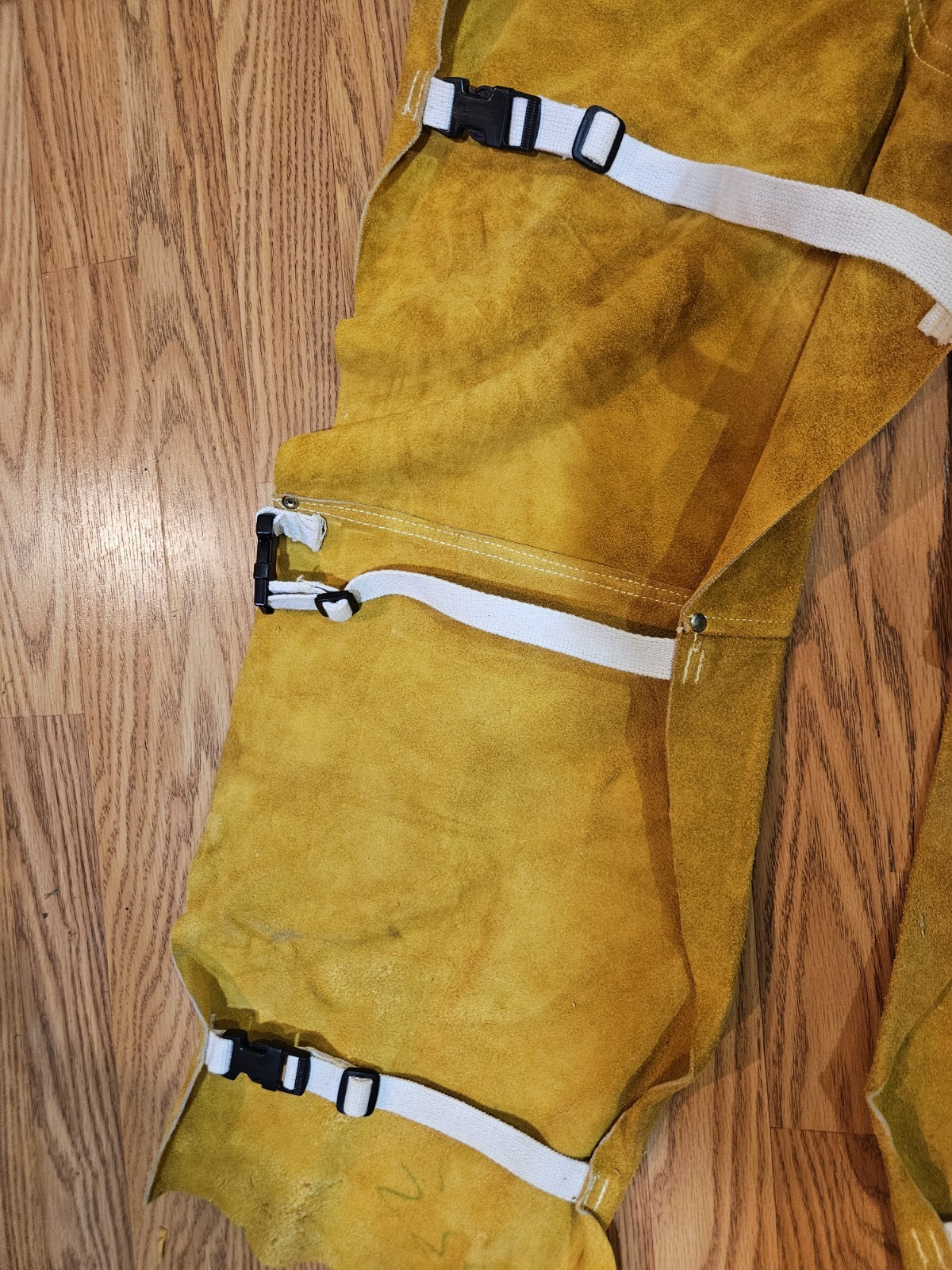 Tillman 5330 Cowhide Leather Split Leg Chaps 24″ x 38″