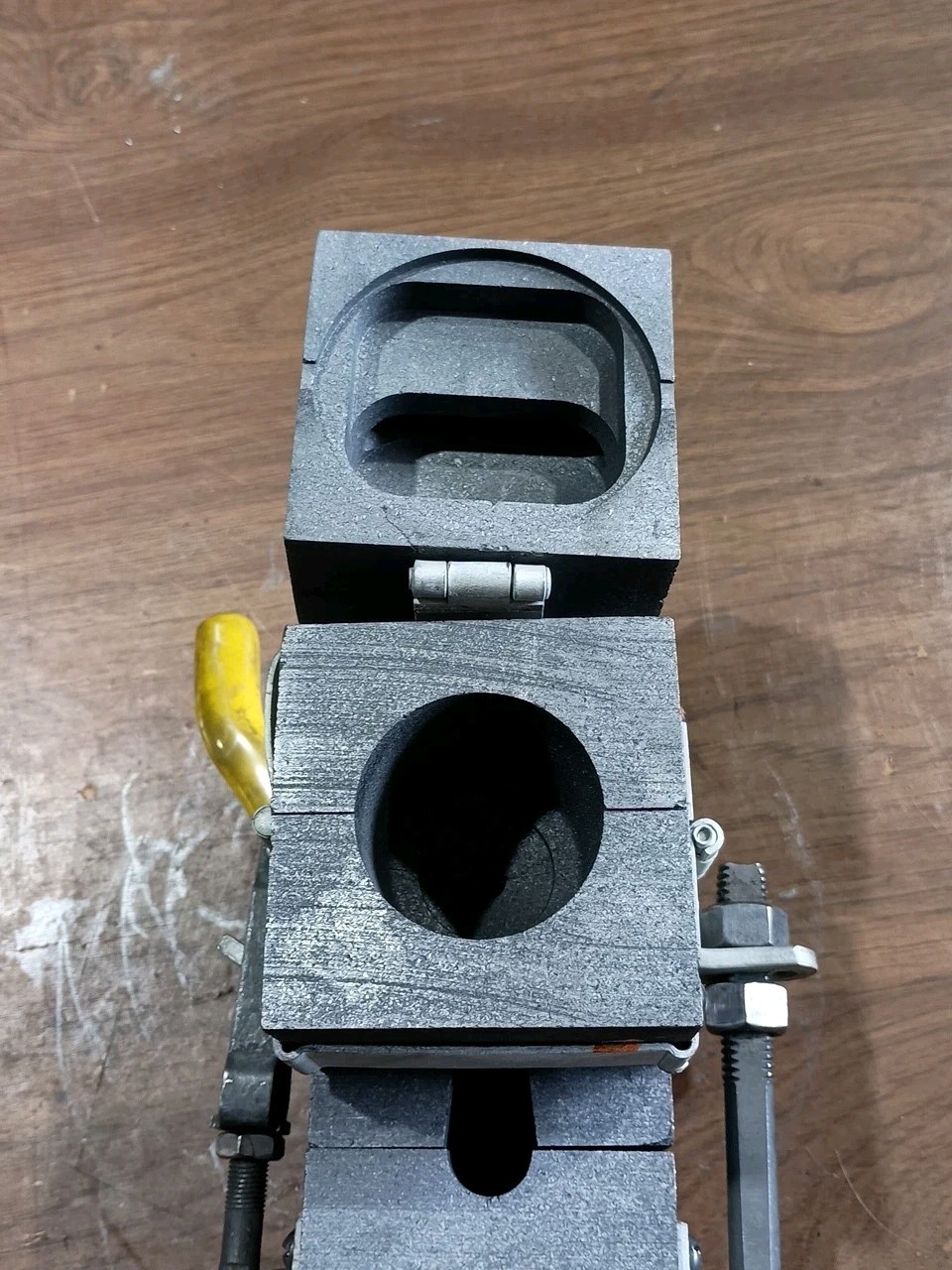 nVent/ERICO CADWELD MOLD IPB GYE18IG 3/4 17.3 CUCLRD 6 SOL WB1331L 90 W/M