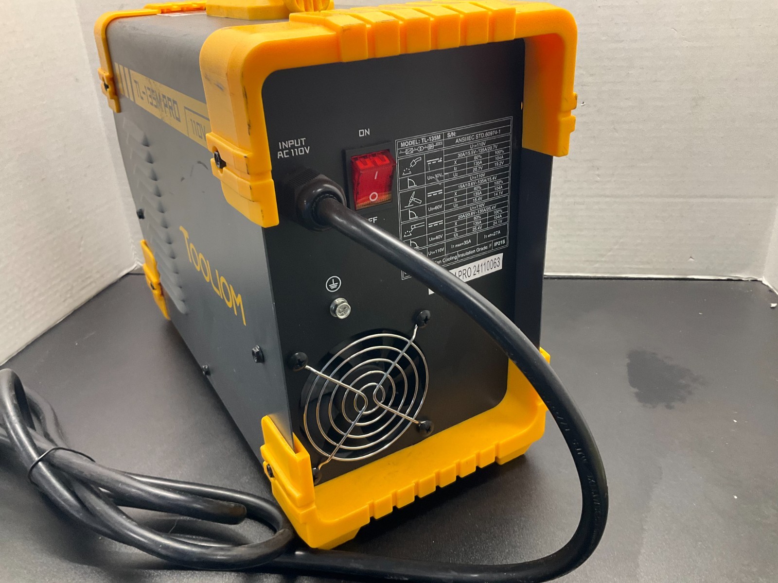 TOOLIOM (TL -135M PRO 110V GASLESS MIG/STICK WELDER)