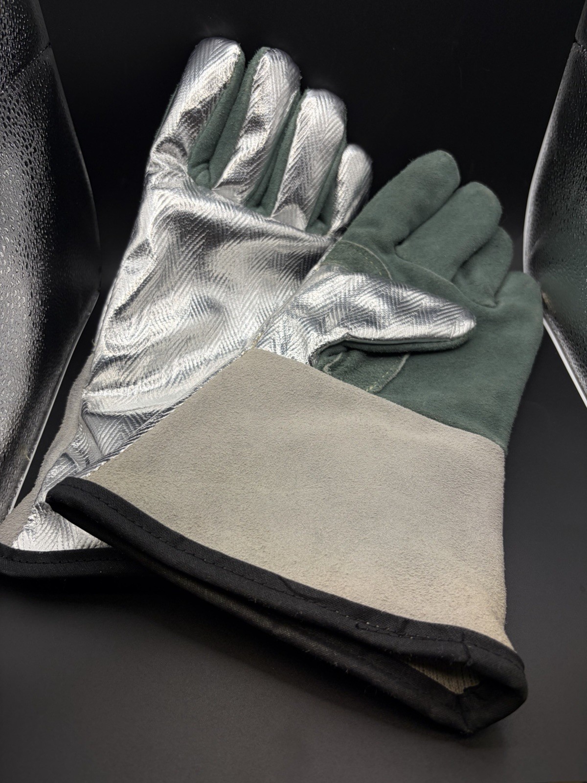 2 Pairs- New Aluminized Heat Resistant 13″ Welding Gloves –