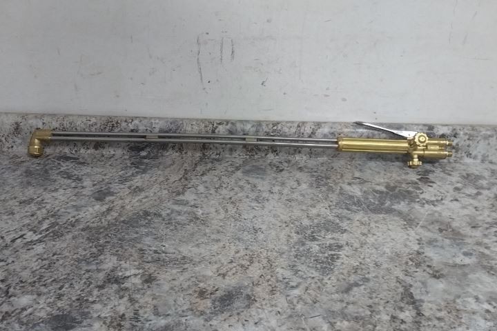 Victor 0381-1624 90° Head Angle 36 In Overall Length Hand Cutting Torch