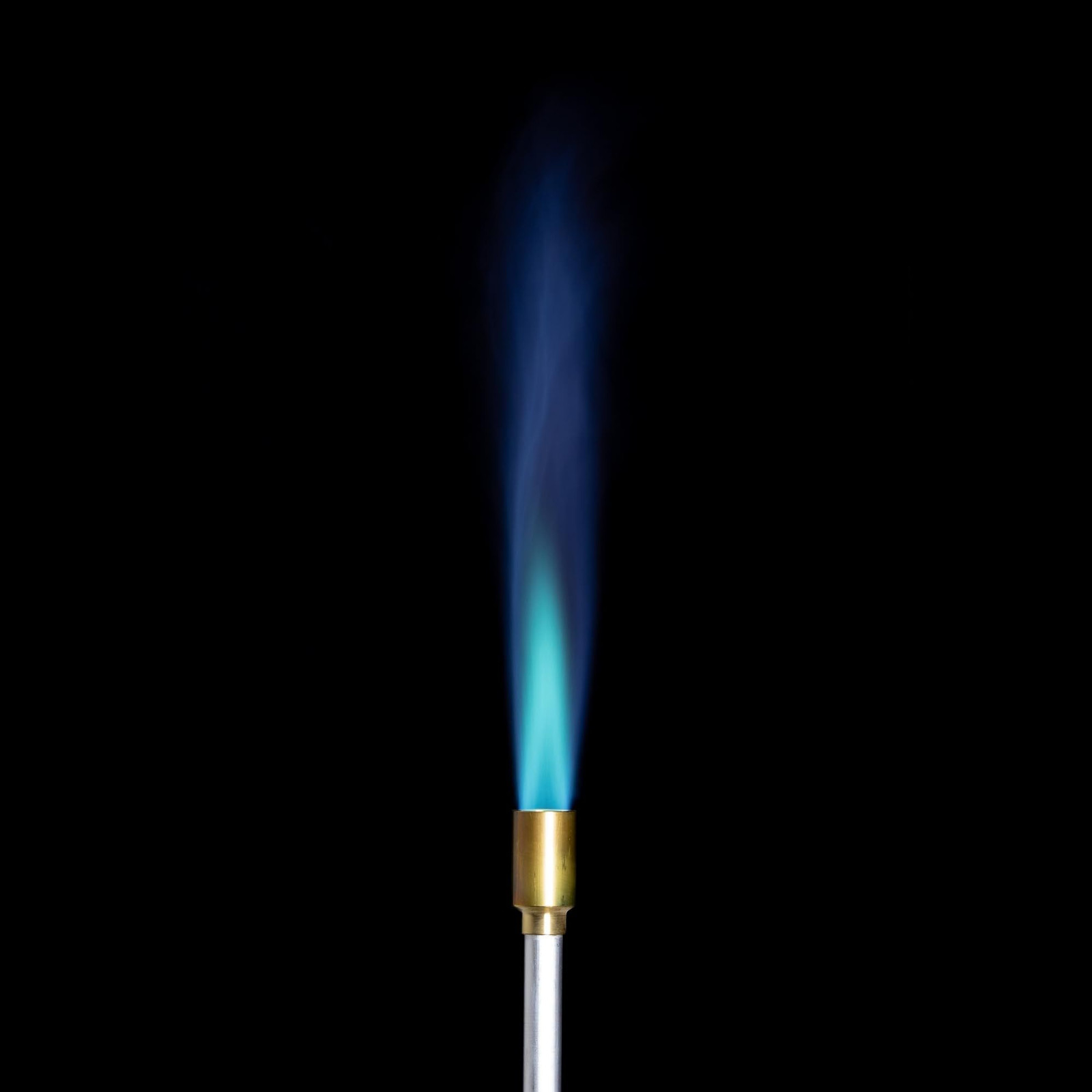 Bernzomatic 19425 JT850 Self-Igniting 20,000 BTU Outdoor Torch (JT850) 1, Red