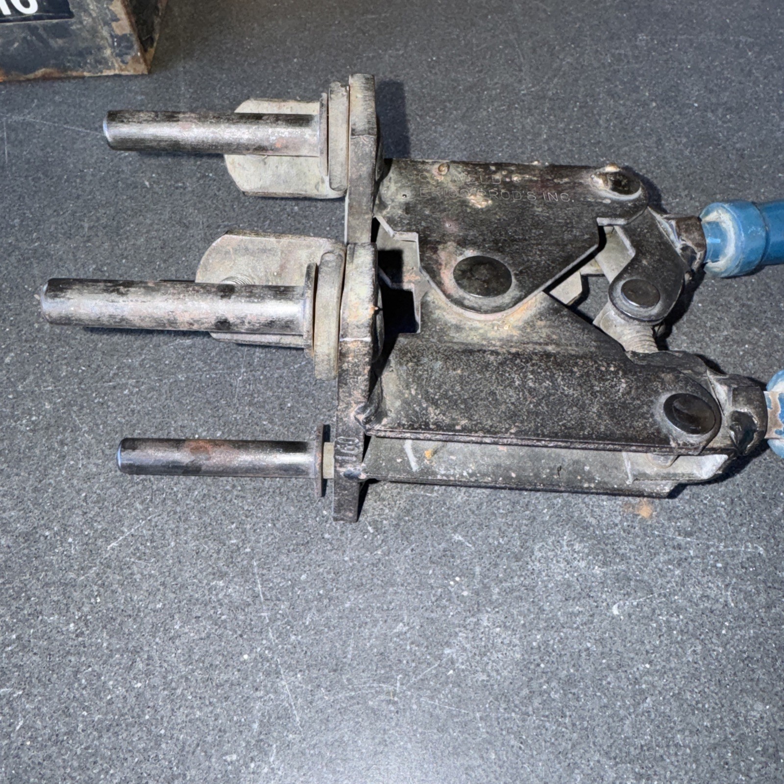 L160 nVent Erico Cadweld Handle Clamp For Exothermic Mold E-Z Change
