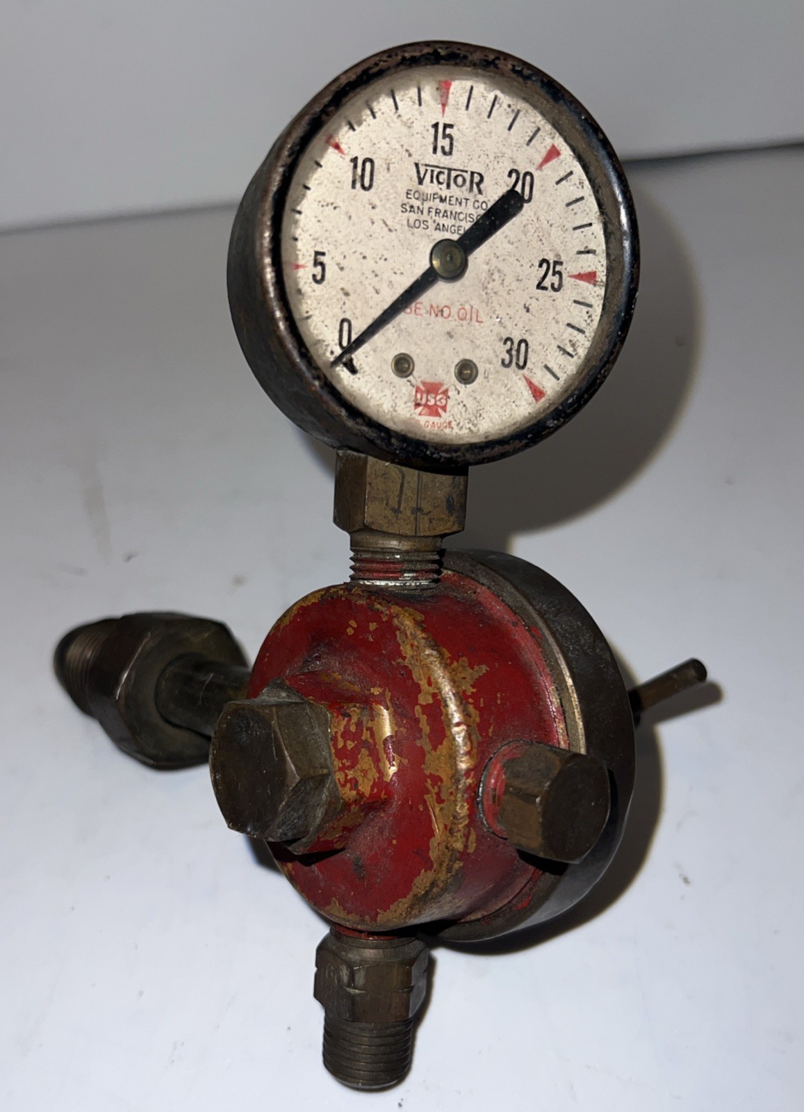 Victor Gas Regulator USG Gauges 0-30 PSI