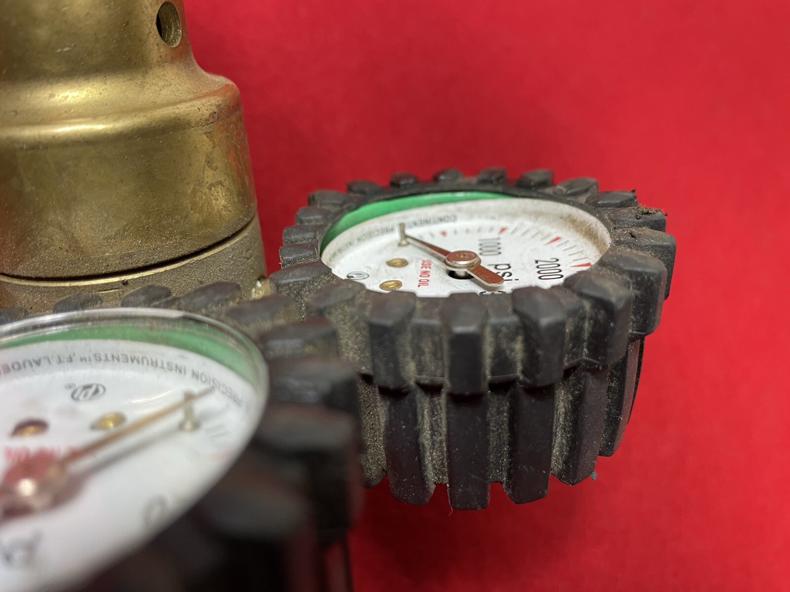 Uniweld Oxygen And Acetylene Regulators, Gas RMC100, Oxygen RO100