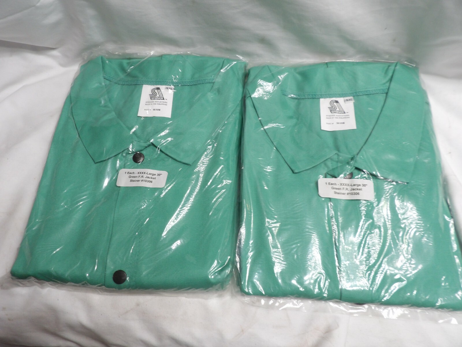 Pair of Steiner 30″ Green Welding Fire Retardant Jackets Size 4X #10306