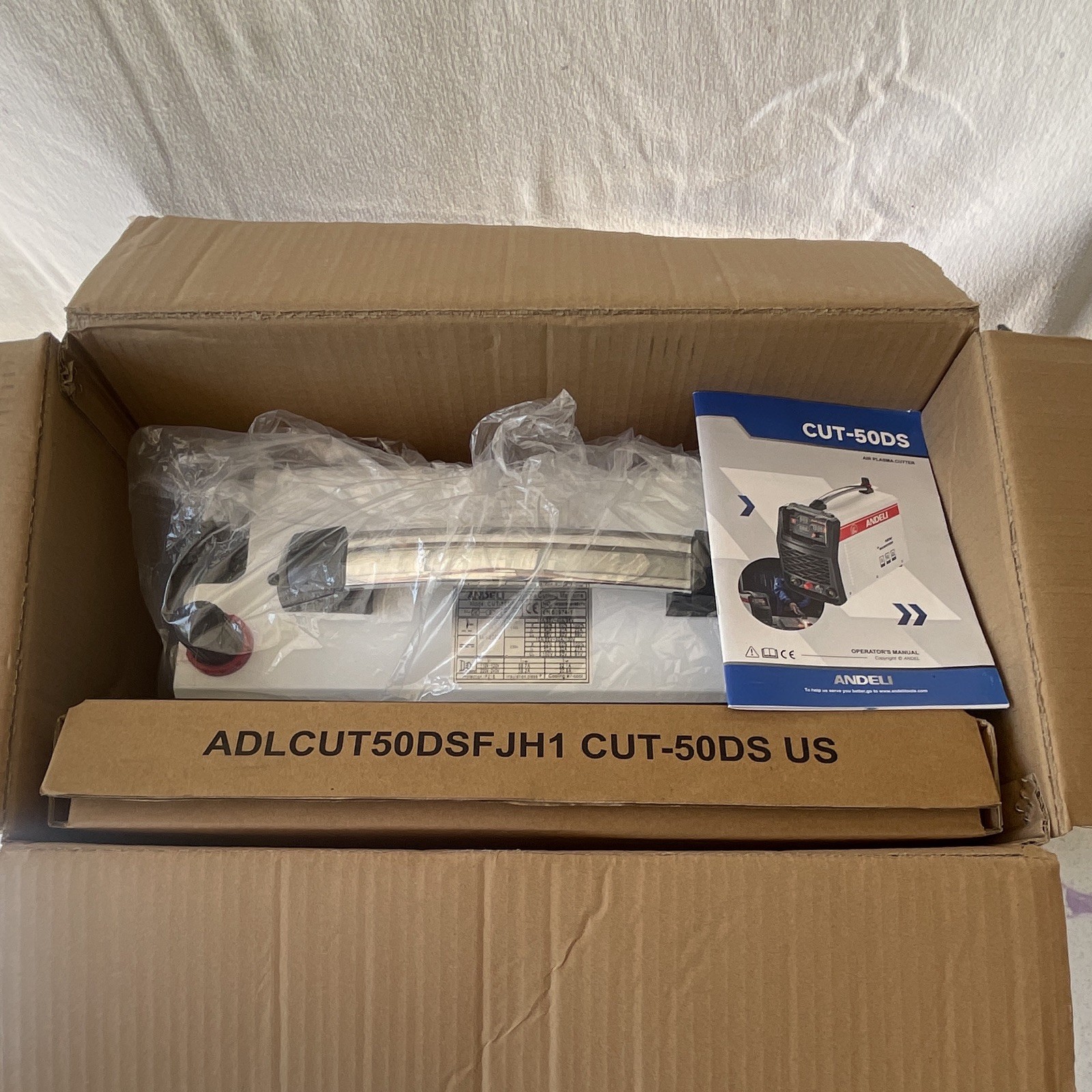 ANDELI CUT-50DS Inverter Plasma Cutter 55A w/ Torch, Clamp, Gas Hose, Box