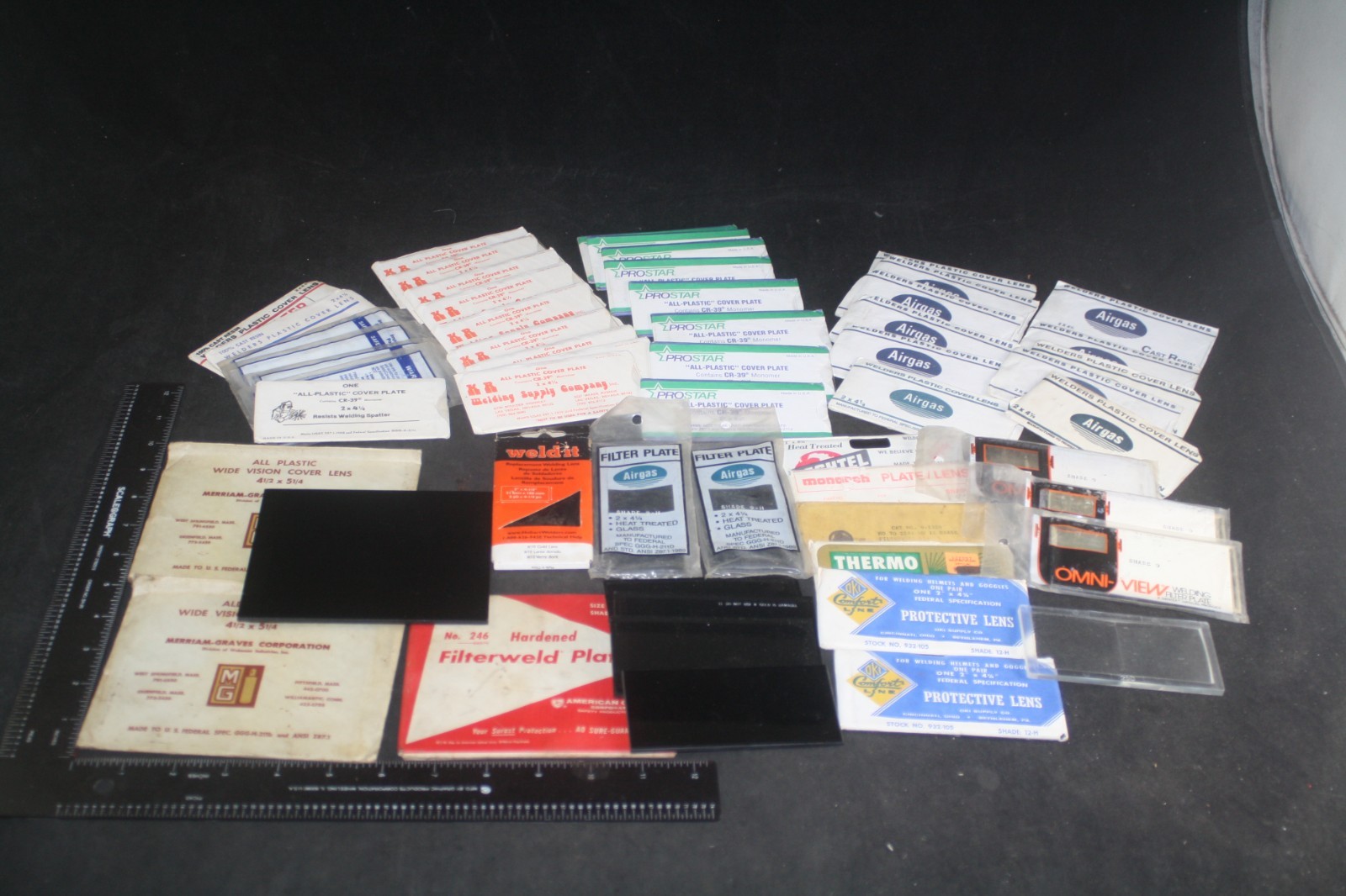 WELDERS PROTECTIVE COVER AND FILTER LENS LOT 2X4.25 COLLECTION 55PC FEW 4.5X5.25