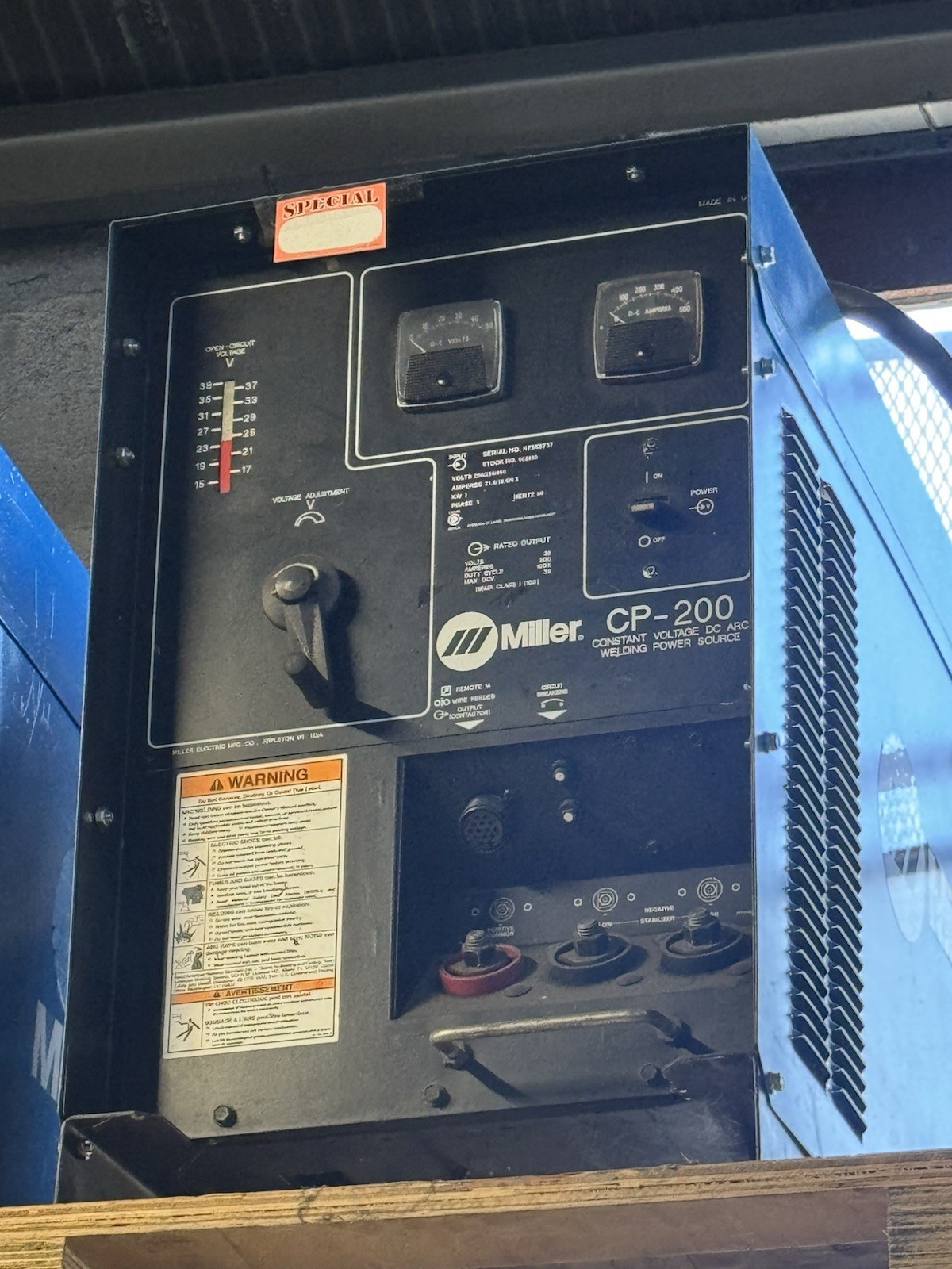 Miller Welder CP 200 Black Face 14 Pin Pallet Mount Used – Refurbished