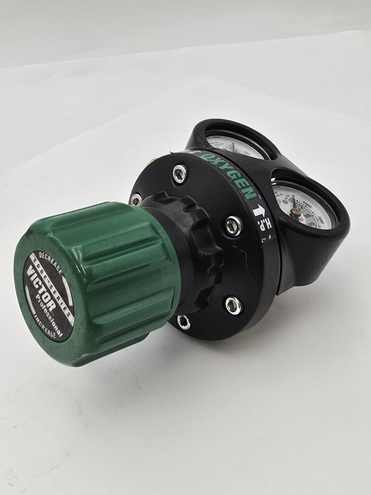 Victor ESS4-125-540 Edge Series Heavy Duty Oxygen Regulator 3000 psig