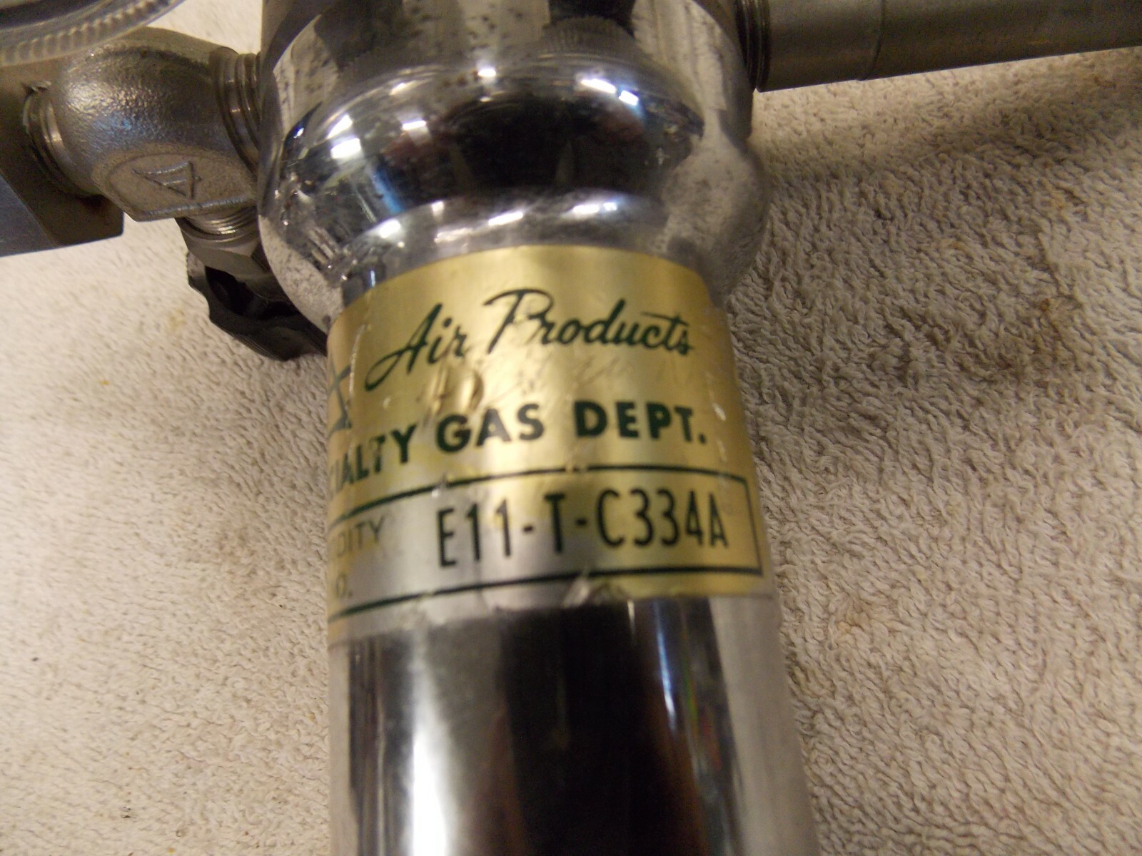 Air Products Regulator E11-T-C334A Inlet 330M Pressure 3000psi 0-30psi Gas Valve