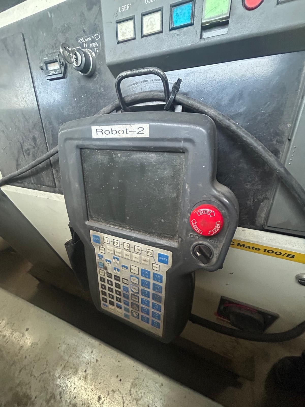 Lincoln Powered Robotic Welding Cell with Fanuc Robots by IPG Genesis Automation