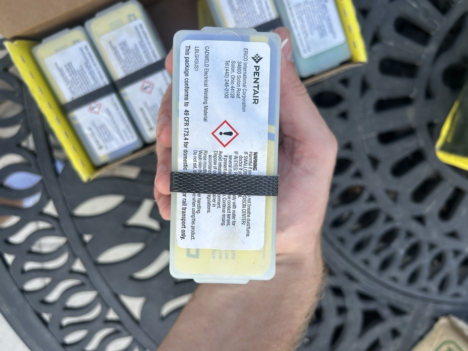 nVent Erico Cadweld Plus 90PLUSF20 Weld Metal #90 Gray Cup Lot Box of 10