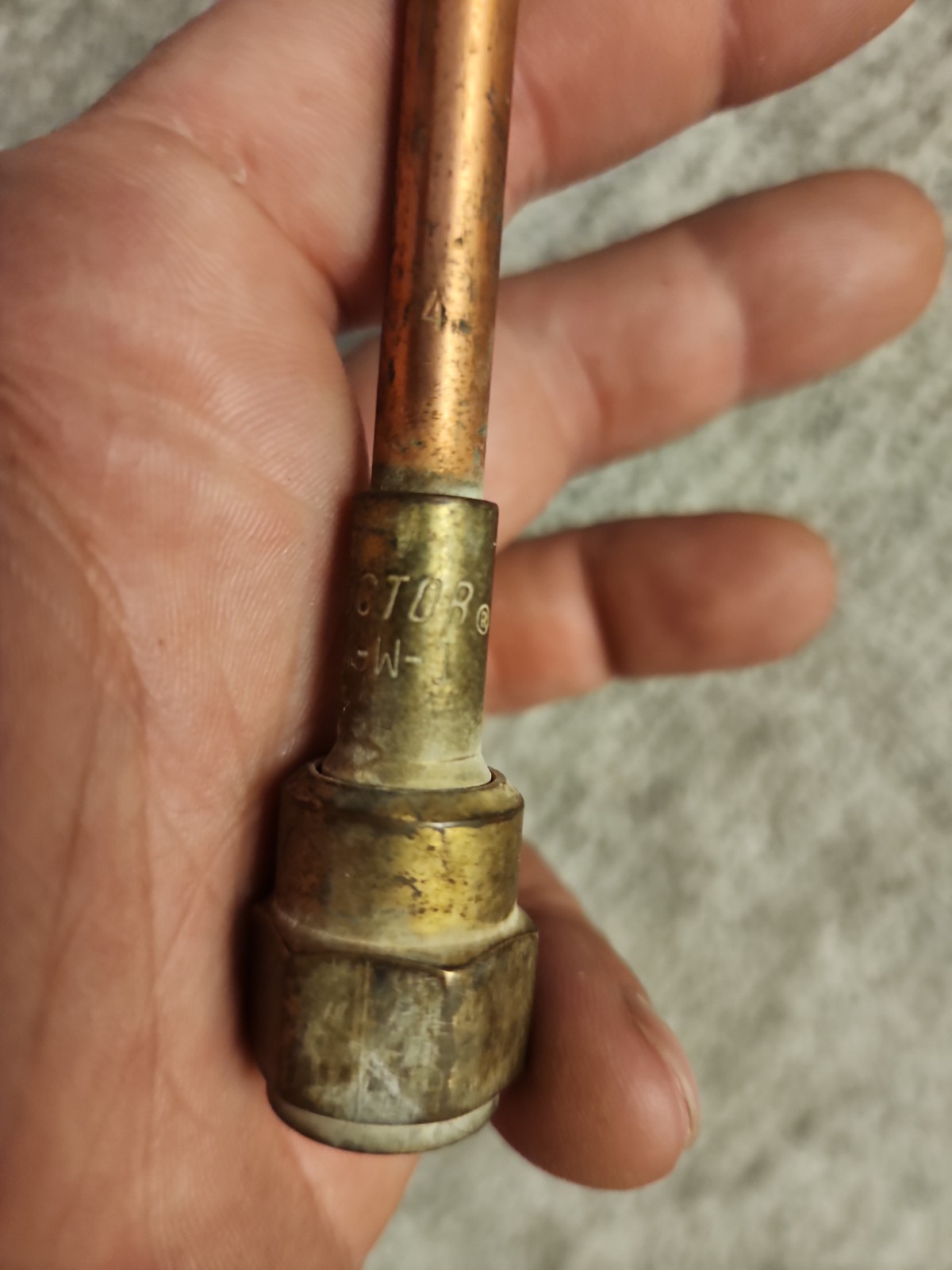 Victor 4-W-1 Heating Brazing Torch Tip 100 Series Welding Nozzle Copper Brass