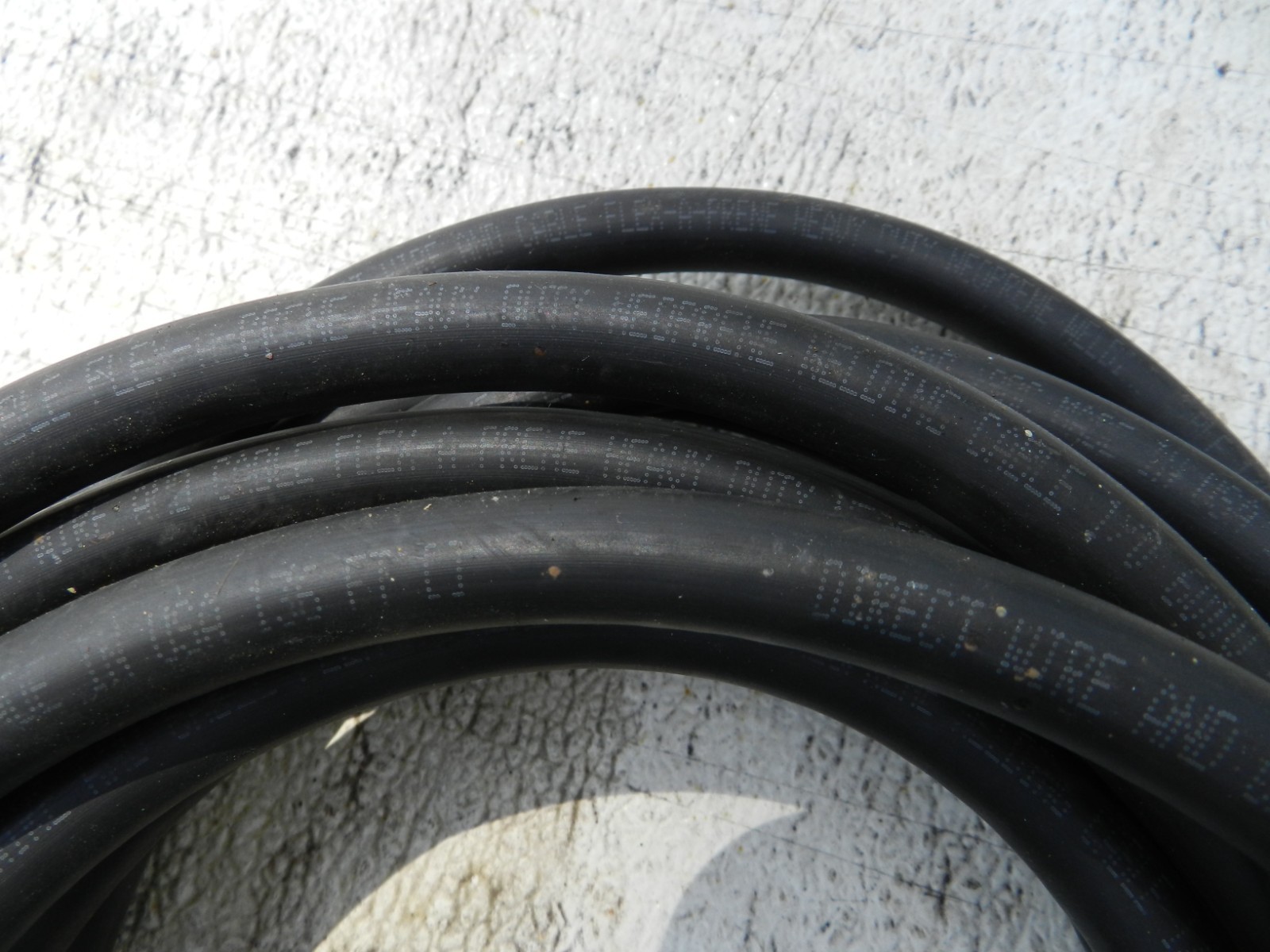 1/0 0 AWG 600V Direct Wire & Cable Neoprene Insulated Copper Welding Cable