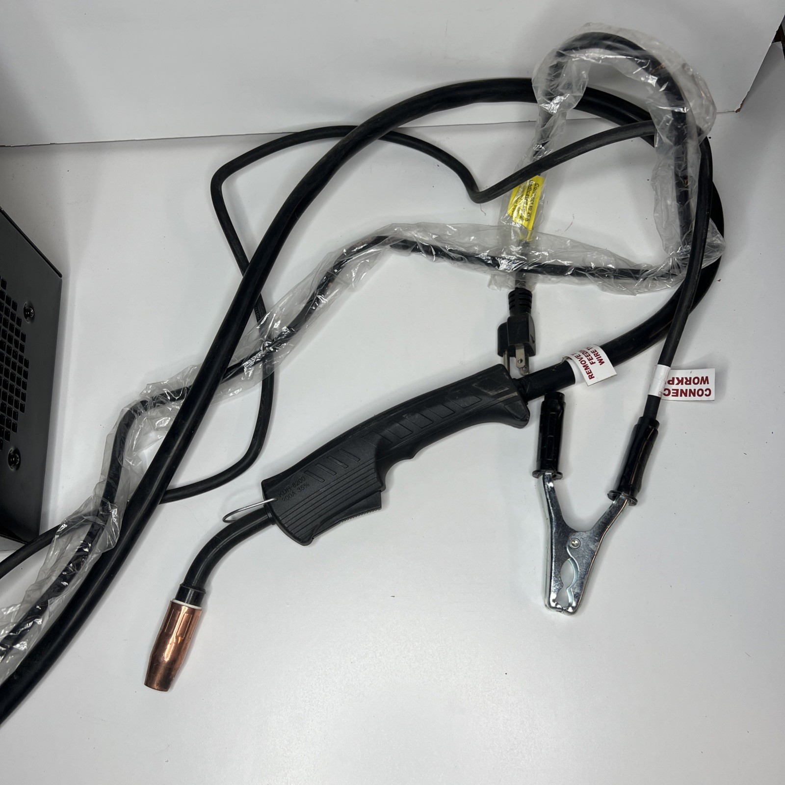 Chicago Electric Welding Flux Core 125 Amp Welder 57798
