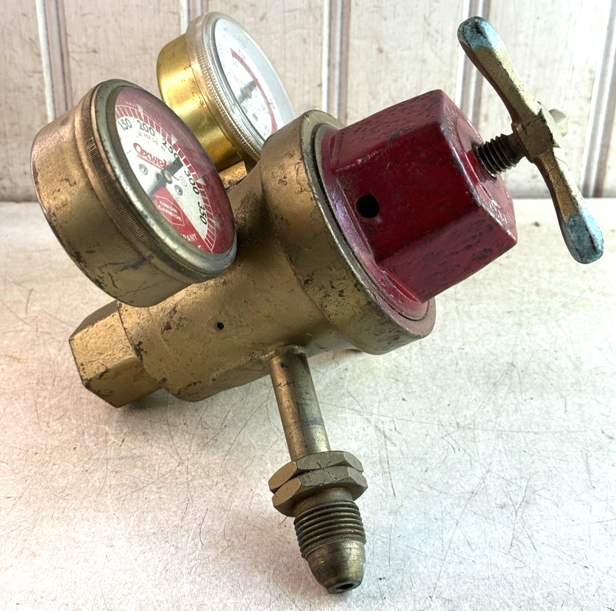Oxweld Acetylene Regulator manufactured by the Linde Company / UNTESTED / USED
