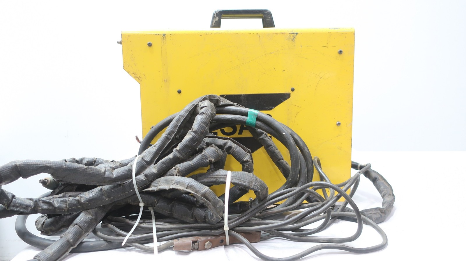 Esab PCM-500I Plasma Cutter 35a Amp 120v-ac 230v-ac 1ph