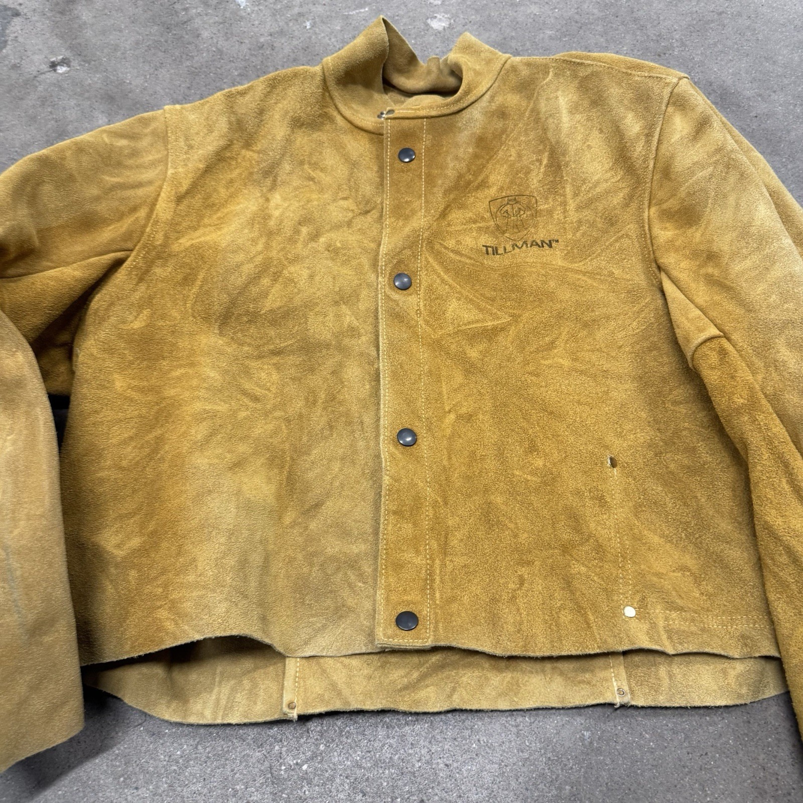 TILLMAN WELDING COWHIDE SUEDE FLAME RESISTANT SNAP BUTTON JACKET MEDIUM