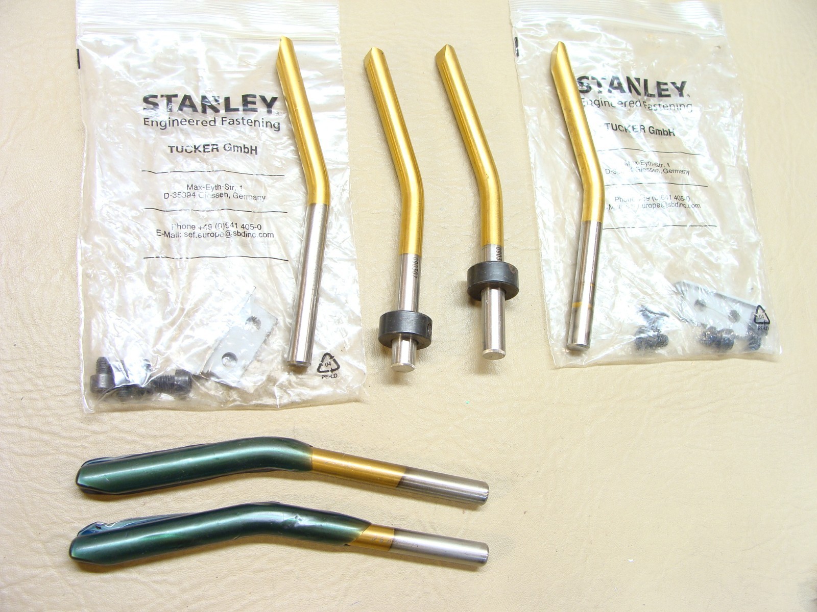 NEW lot of 6 Tucker Stanley spot welder welding tips M204 628 9 M066 909 9