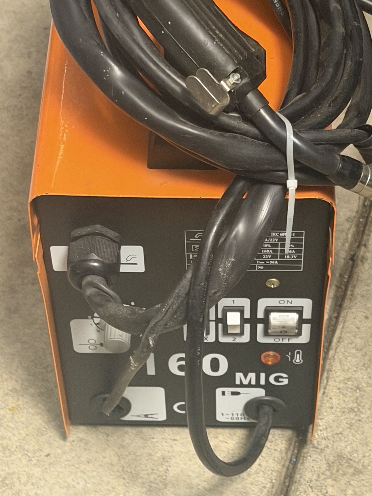 Welder/MIG 160- Never Used